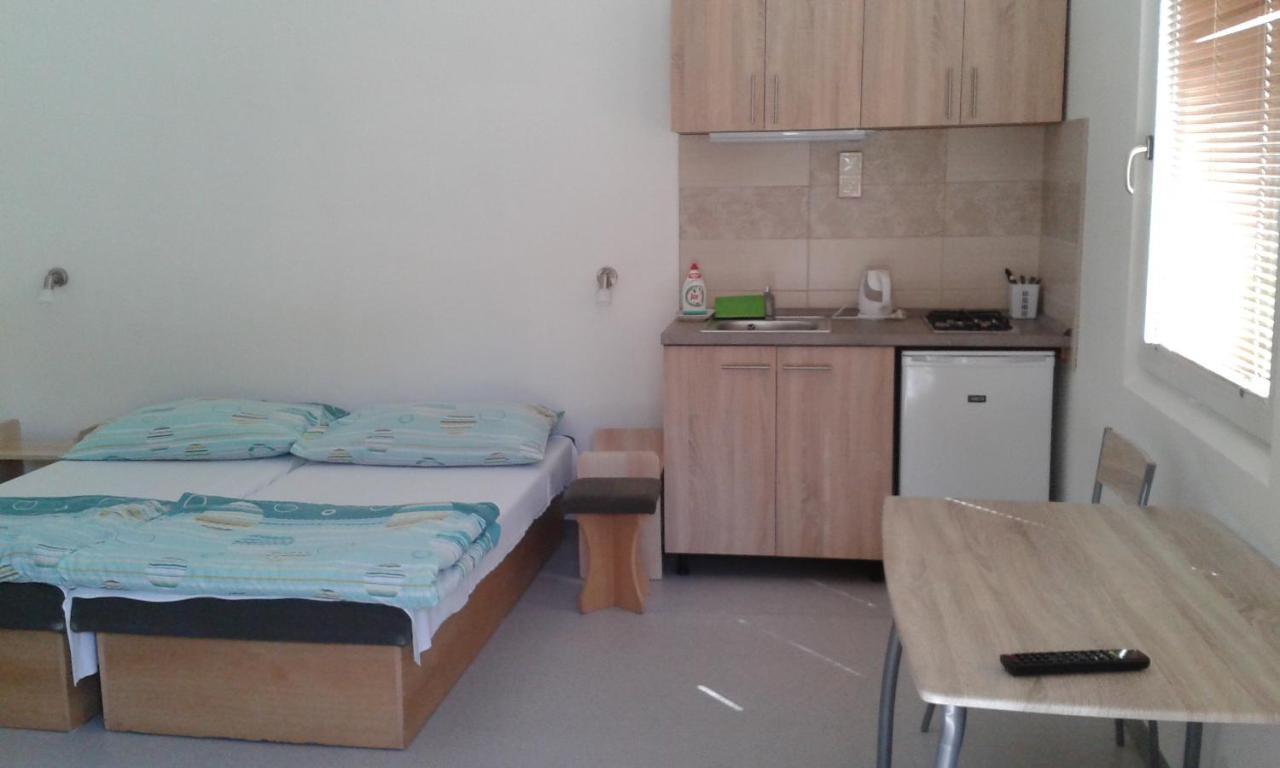Apartman Fortuna Sturovo Exterior photo